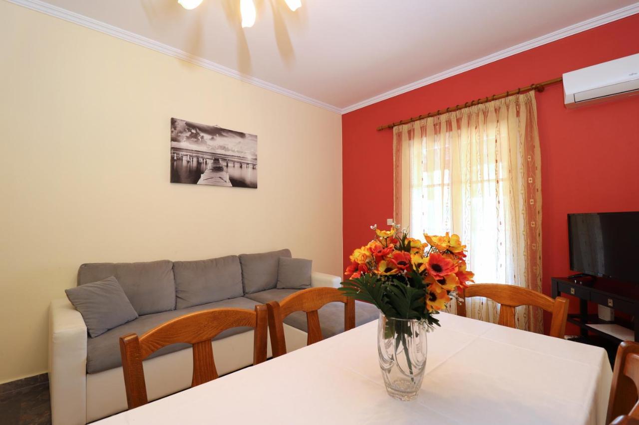 A Nice Apartment- Corfu Town, Kanoni Bagian luar foto